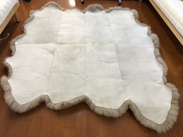 裏地(8匹を縫い合わせて繋いでます)