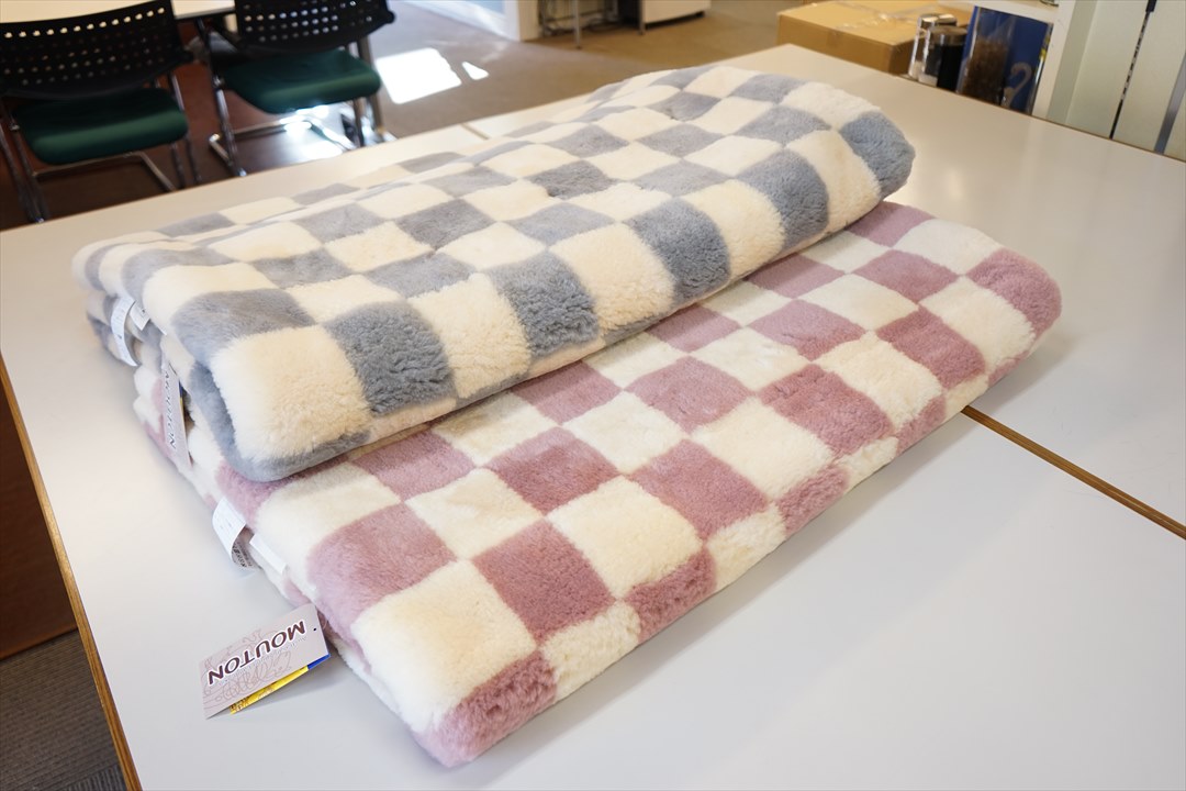 お買い得チェック柄ムートンシーツ25㎜①