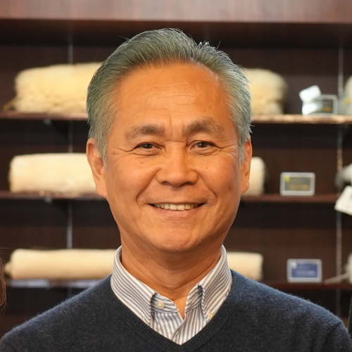 代表の出口雅昭です。