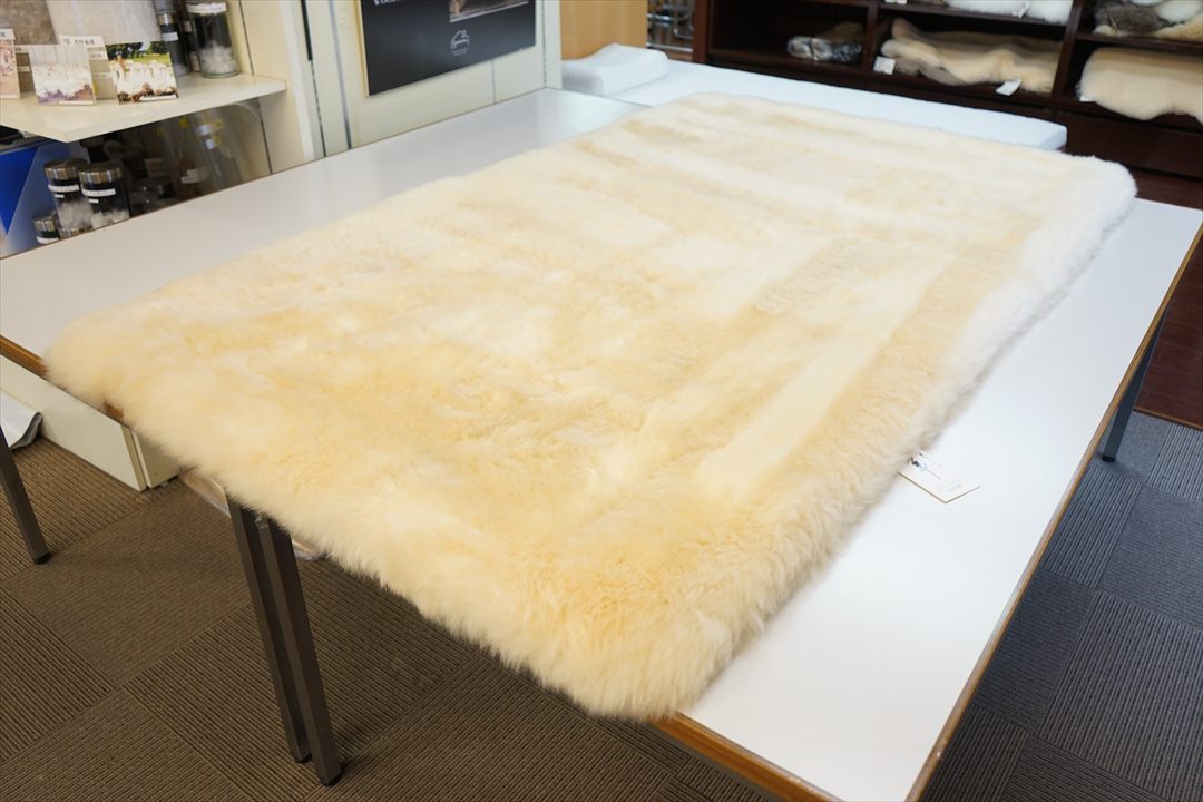 長毛タイプムートンシーツセミダブル