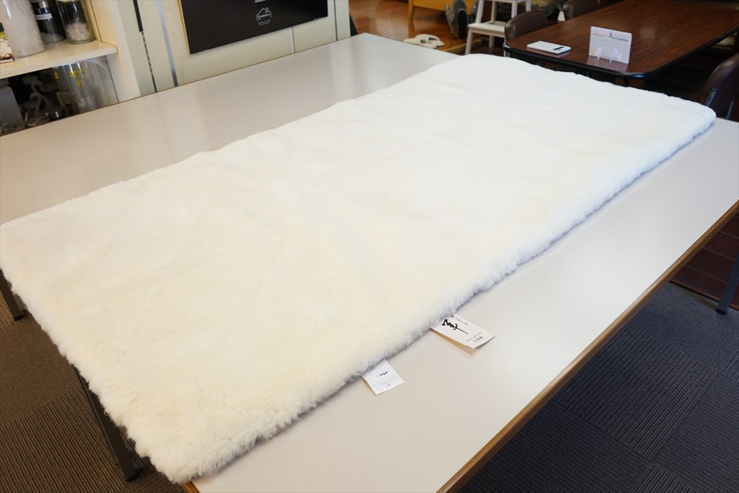 ムートンシーツ35ｍｍ①