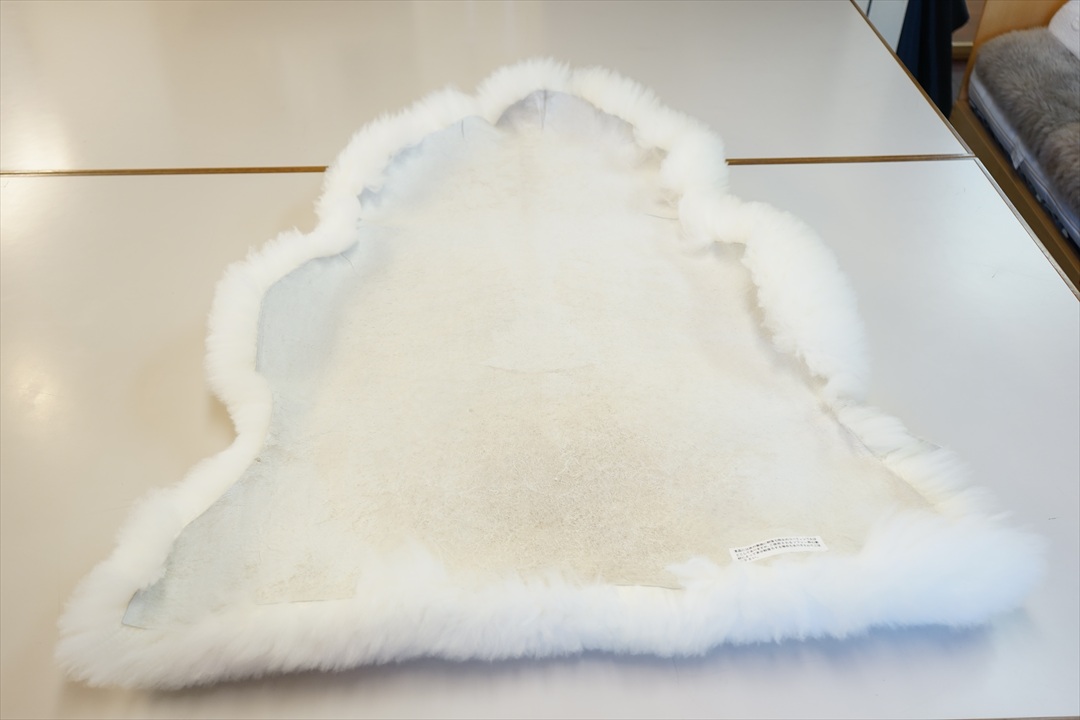 長毛フリースラグ１匹物②